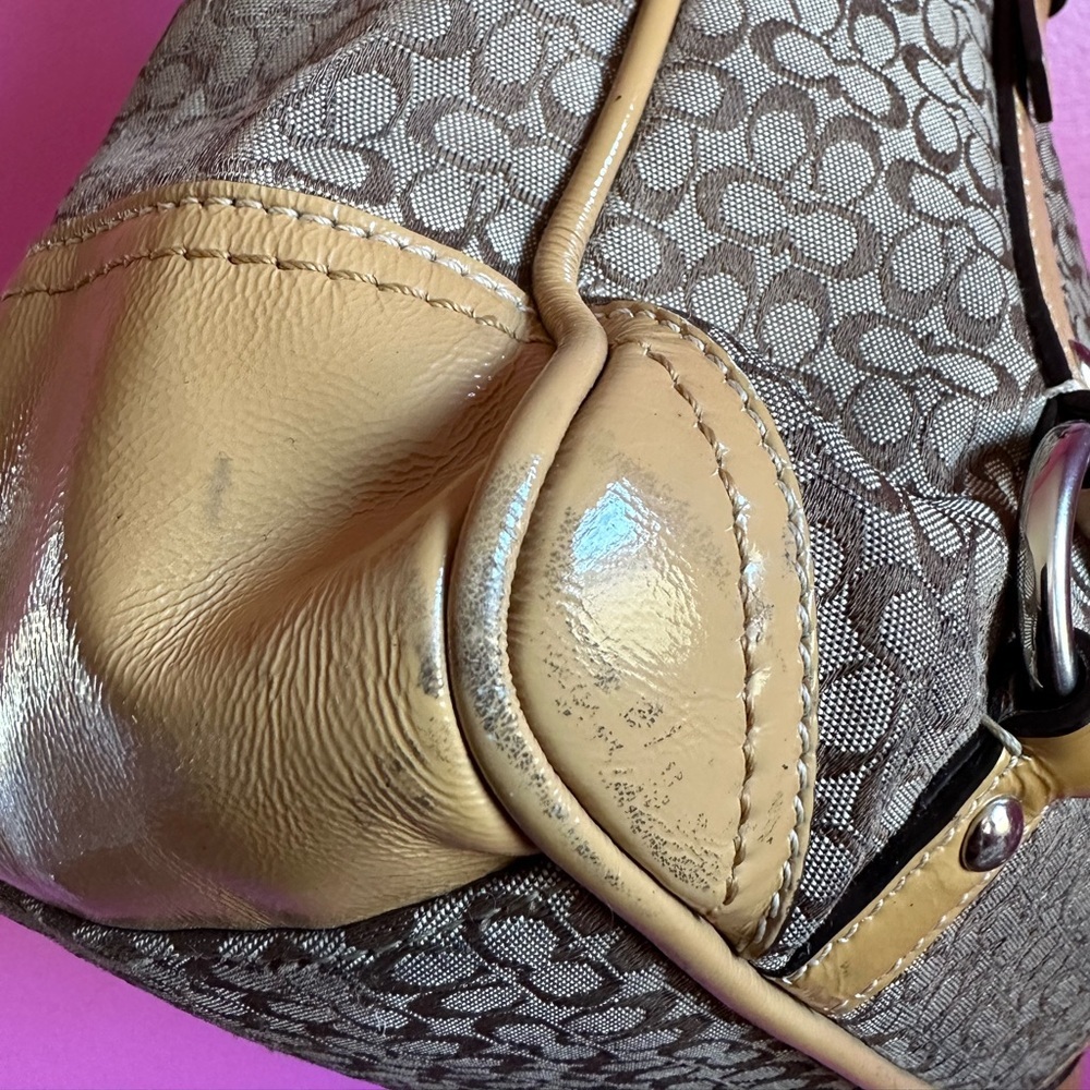 Y2K Coach Gallery Signature Jacquard Tote Bag - Picture 10 of 14